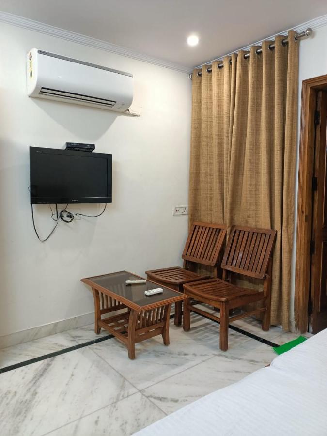 Hotel Empire&Banquet Hisār المظهر الخارجي الصورة