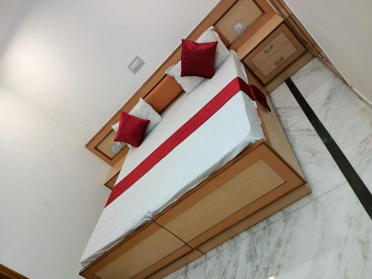 Hotel Empire&Banquet Hisār المظهر الخارجي الصورة