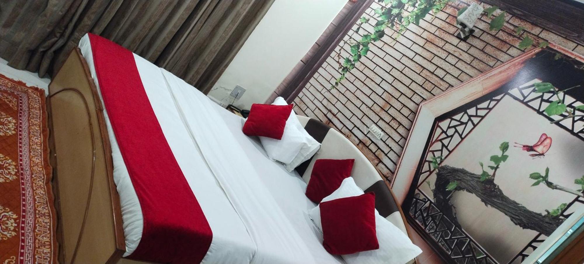 Hotel Empire&Banquet Hisār المظهر الخارجي الصورة