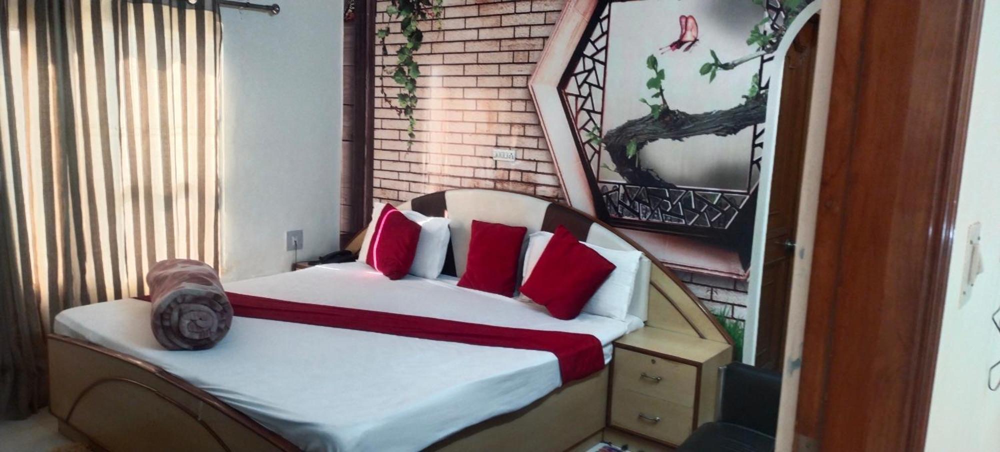 Hotel Empire&Banquet Hisār المظهر الخارجي الصورة